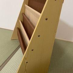 マガジンラック、絵本収納
の画像