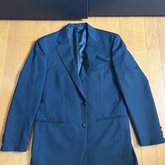 スーツ　ジャケット、パンツ、シャツ、ネクタイの画像