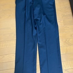 スーツ　ジャケット、パンツ、シャツ、ネクタイの画像