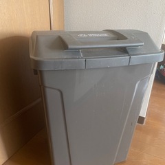 ダストボックス　70L ゴミ箱　ガーデン　リサイクルボックス　ア...