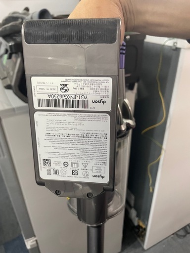 配送可能　保証付き 動作品 Dyson ダイソン SV12 コードレスクリーナー