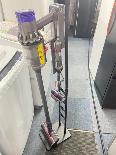 配送可能　保証付き 動作品 Dyson ダイソン SV12 コードレスクリーナー