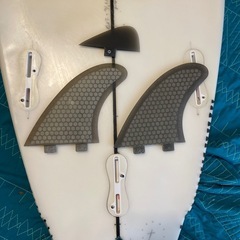 ツイン+1 サーフボード5’8 美品31.5L★特別割引中！の画像