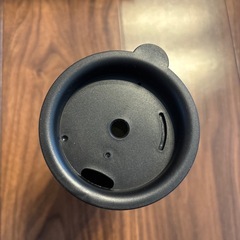 【リーブル】フタ付きタンブラー　2個セット (クリアブラック、クリアピンク)の画像