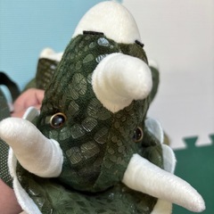 子ども用　恐竜バッグリュック　トリケラトプスの画像