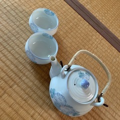 急須湯呑みせっとの画像