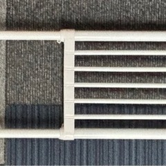 中古◆突っ張り棚◆約70〜113cmの画像