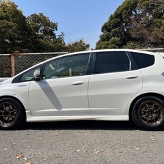 平成24年 フィットHV RS GP4 パール 6MT 走行20.5万キロ 車検対応可の画像