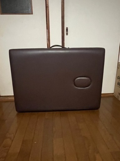 折りたたみ施術ベッド