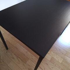IKEAテーブル