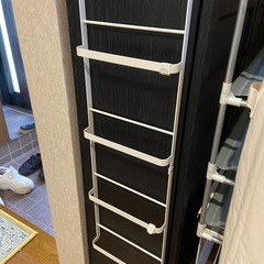 tower 引っかけ式スリッパラック　山崎実業の画像