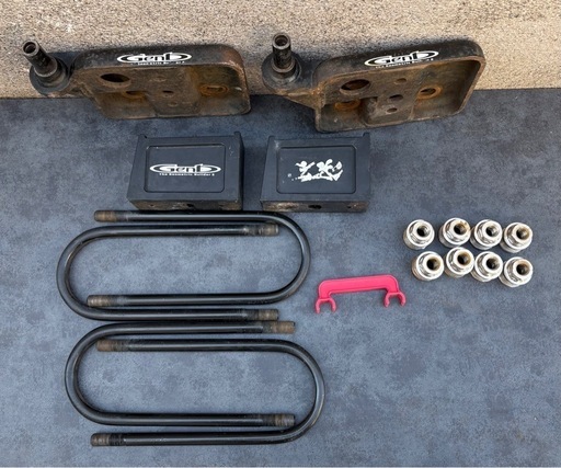 NV350　キャラバン　玄武　3.5インチダウンブロック+アシストブラケット NV350 キャラバン 玄武 3.5インチダウンブロック+アシストブラケット