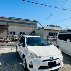 平成 24トヨタ アクア 車検　7年／12月 の画像