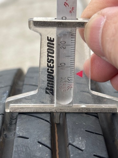 タイヤ　165/60R15 スズキハスラー