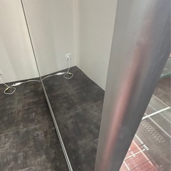 ※引取限定※ ガラスケース　　黒/グレー　背面ミラー　キャスター　鍵付　1番