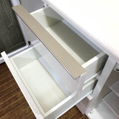 ss7442 サイドボード ホワイト 幅120cm 扉収納 鏡面仕上げ 木目調 リビングボード 白 収納 キャビネット ガラス扉 引出2杯 ポスティア ニトリ サイドボード 中古の画像
