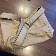 ソフトラウンドワンショルダーバッグ