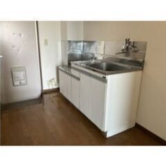 💛🧡初期費用8万円パック＆フリーレント1ヶ月付き🧡💛駐車場1台無料🌟バストイレ別🎶野州山辺駅徒歩3分✨25.7㎡の1Kです😍💕 − 栃木県