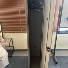事務所用ロッカーの画像