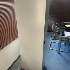 事務所用ロッカーの画像