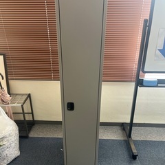 事務所用ロッカー