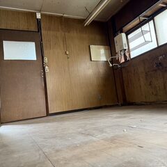 家賃が半年間無料！お好みの色でリフォームします　35,500円、ｼﾝｸﾞﾙﾏｻﾞｰ優先、生活保護歓迎、民泊OK、広い庭付き - 新潟市
