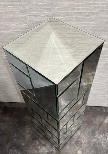 オブジェ　ミラー　置物　花台