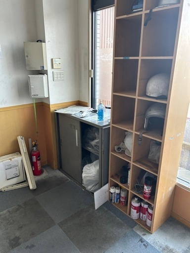 引き渡し者決定、修正材の丈夫な棚 