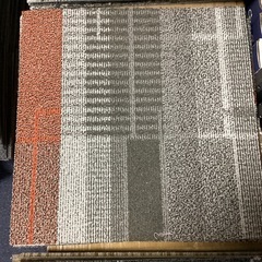新品！タイルカーペット1枚100円