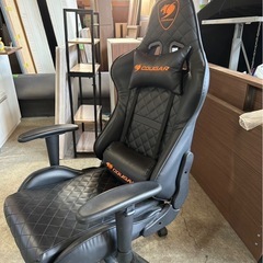 D0914 COUGAR ゲーミングチェア　　の画像