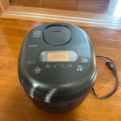 炊飯器【受け渡し決まりました。ご連絡頂いている方申し訳ございません】の画像