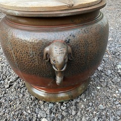 壺(銅)の画像