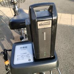 26インチ ブリヂストン Assista  通勤 通学 街乗り 電動アシスト自転車 15.4Ah 充電器ありの画像