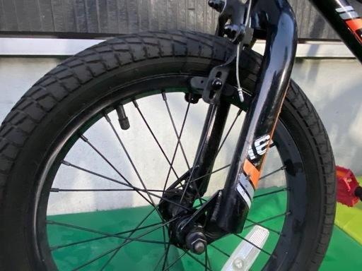 12インチBMX】HAROBIKES SHREDDER キッズ自転車 補助輪付 Shredder 12