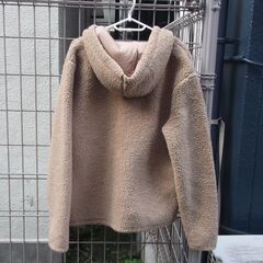 FILA　フィラ　パーカー　女性用？　XLサイズの画像