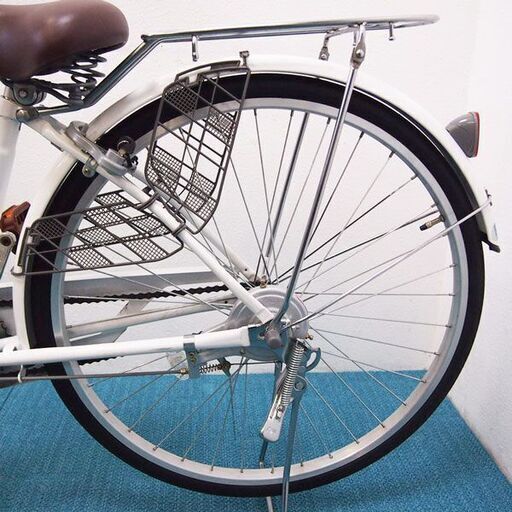 自転車（26インチ）シティサイクル 白 × 茶色バスケット付き DA14