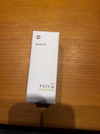 yuica エッセンシャルオイル
