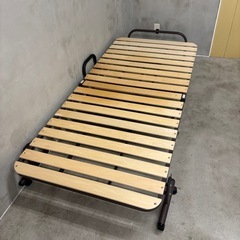 ニトリ 折りたたみ すのこ シングルベッドの画像