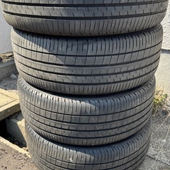 VEURO VE304 225/45R18 の画像