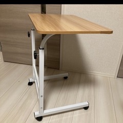 昇降式テーブル