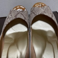 卑弥呼　オープントゥパンプス　25.5cmの画像