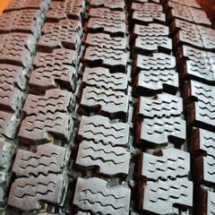TOYO DELVEX M935 215/70R17.5 118/116N LT 17.5インチ ライトトラック用 スタッドレス 6本 23年製 バリ溝 コースター等　(KTS165)の画像