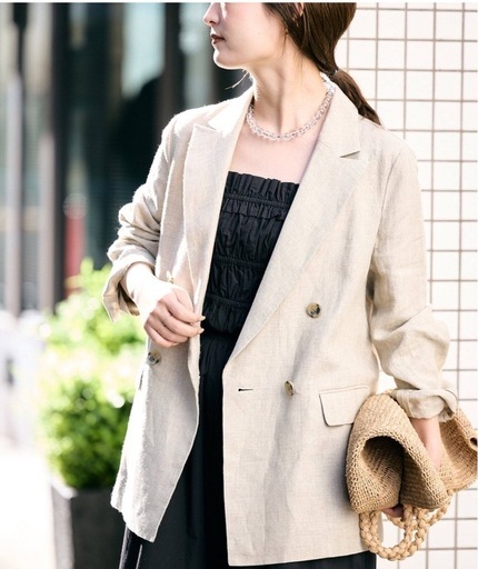 新品未使用タグ付きSLOBE IENA 25SSフレンチリネンジャケットベージュ