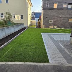 黒土入れ、花壇作り等承ります。