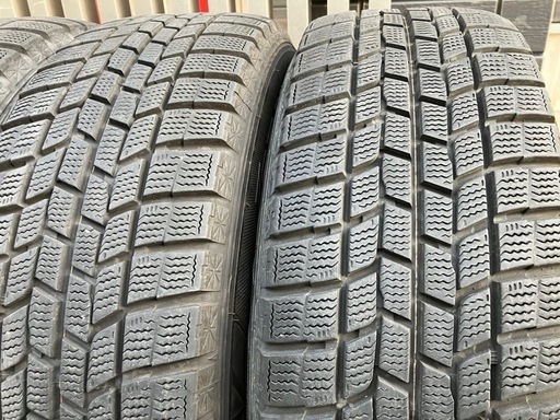 195/65R15バリ山スタッドレスタイヤ付きホイール4本　プリウス等　ランクB