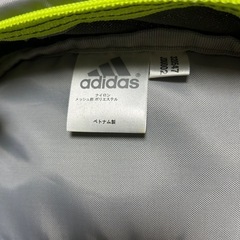adidas リュック グレー/ライムグリーンの画像