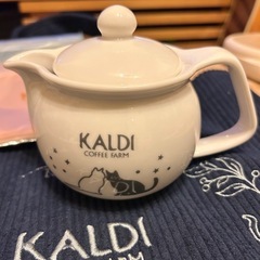 KALDI猫の日バッグ&ティーポットおまけ付きの画像