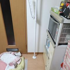 洗濯ラック天井突っ張り棒の画像