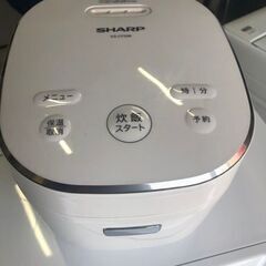 25年製 未使用 シャープ 炊飯器 一人暮らし KS-CF05B-W 極美品 シャープ 炊飯器 KS-CF05B-W 2020年製を立川市のお客様より