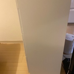 IKEAチェストの画像